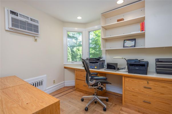Home Office, Interior, Recessed Lighting, Wood Texture Flooring