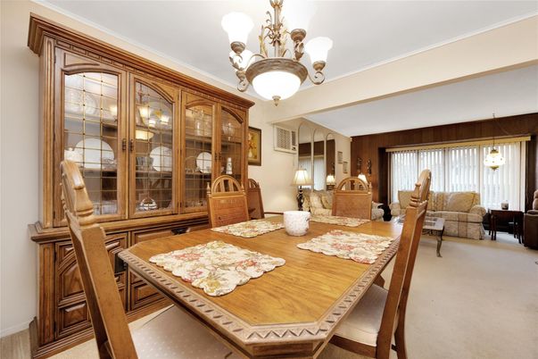 Chandelier, Dining room, Interior, Living room