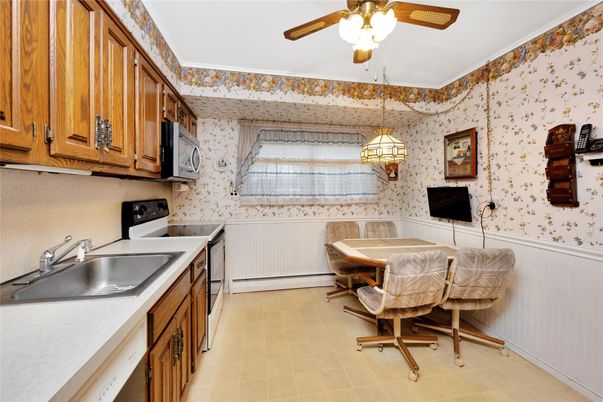 Interior, Kitchen, Pendant Lights