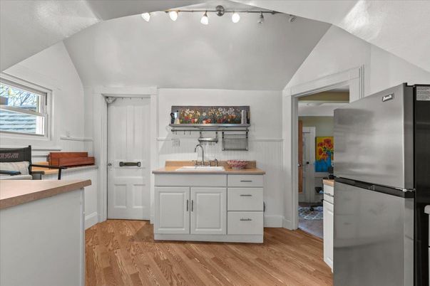 Interior, Kitchen, Stainless Steel Appliances, Wood Texture Flooring