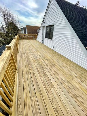 Exterior, Wood Texture Flooring