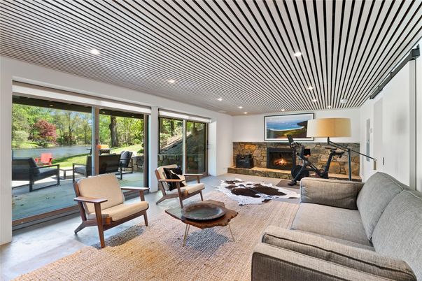 Fireplace, Interior, Living room, Recessed Lighting