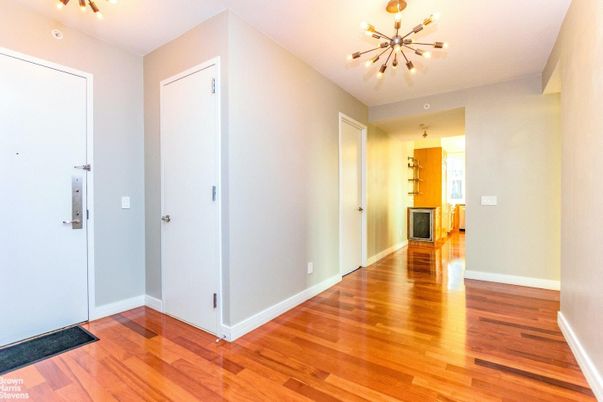 Empty room, Interior, Pendant Lights, Wood Texture Flooring