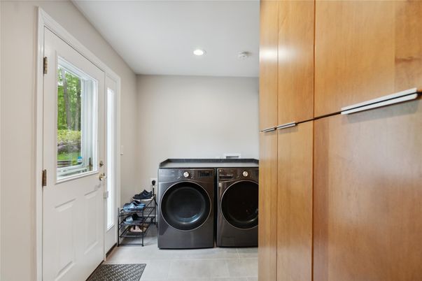 Interior, Recessed Lighting, Washer