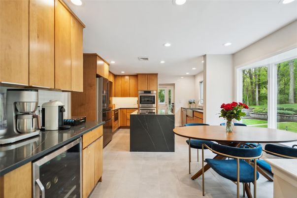 Dining room, Interior, Kitchen, Recessed Lighting, Stainless Steel Appliances