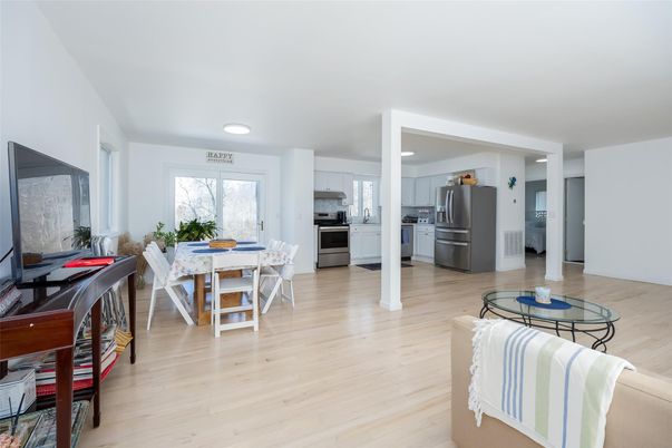 Dining room, Interior, Kitchen, Recessed Lighting, Stainless Steel Appliances, Wood Texture Flooring