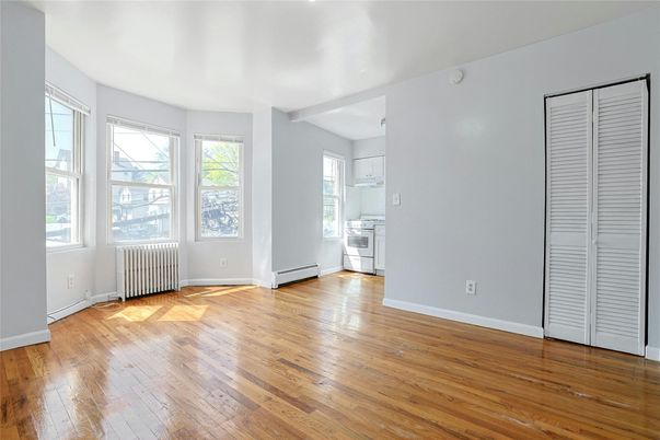 Empty room, Interior, Kitchen, Wood Texture Flooring