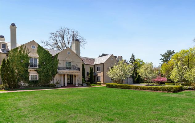 Backyard, Exterior, Facade, French Provincial