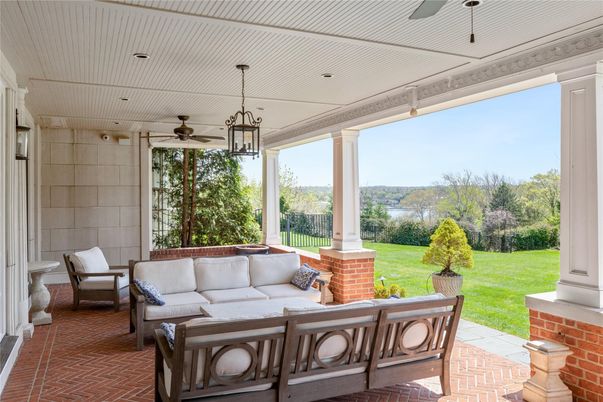 Exterior, Pendant Lights