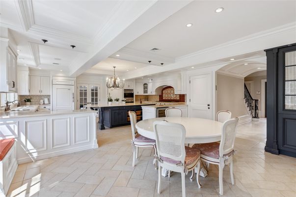 Chandelier, Dining room, Interior, Kitchen, Recessed Lighting, Stainless Steel Appliances