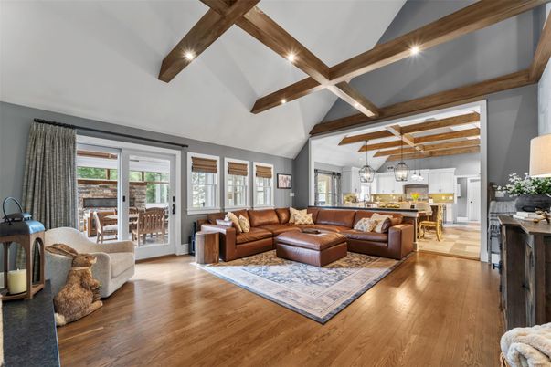 Interior, Kitchen, Living room, Pendant Lights, Recessed Lighting, Wooden Beams, Wood Texture Flooring