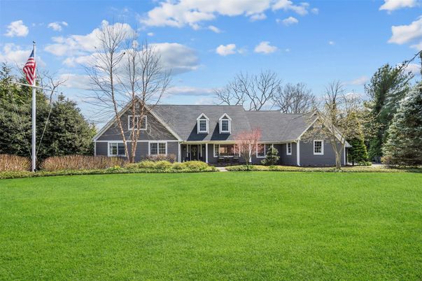 Backyard, Exterior, Facade, Cape Cod