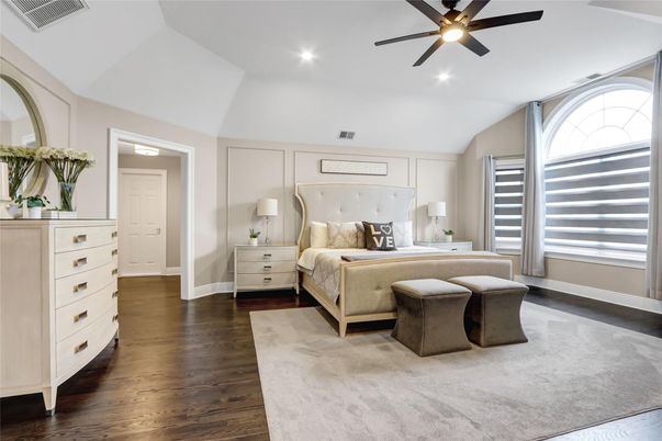 Bedroom, Interior, Recessed Lighting, Wood Texture Flooring