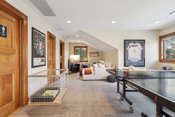 Game Room, Interior, Living room, Recessed Lighting