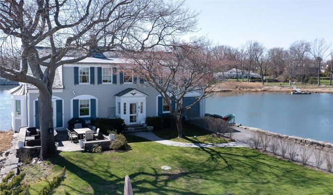 Exterior, Water