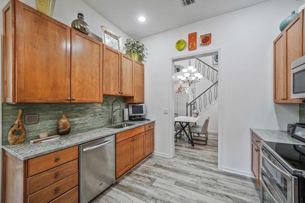 Dining room, Interior, Kitchen, Recessed Lighting, Wood Texture Flooring