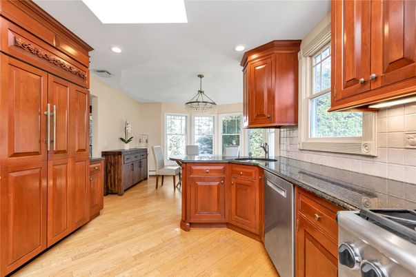 Dining room, Interior, Kitchen, Pendant Lights, Recessed Lighting, Wood Texture Flooring