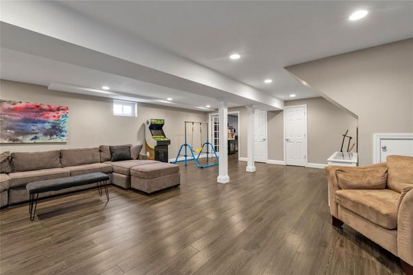 Interior, Living room, Recessed Lighting, Wood Texture Flooring