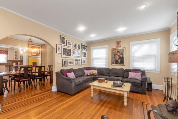 Chandelier, Dining room, Interior, Living room, Recessed Lighting, Wood Texture Flooring