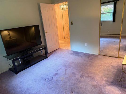 Chandelier, Empty room, Interior