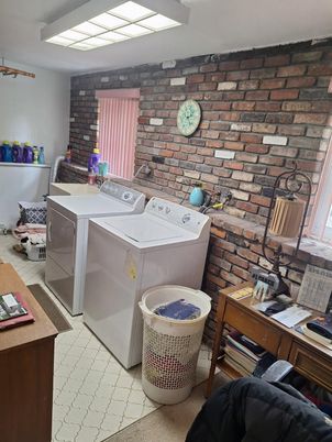 Interior, Stone Walls, Washer