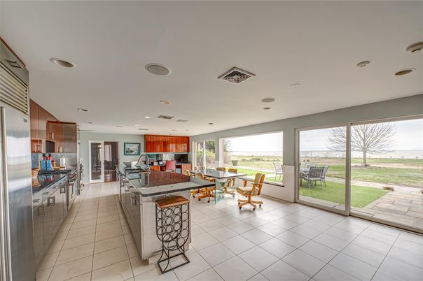 Dining room, Interior, Kitchen, Recessed Lighting, Stainless Steel Appliances