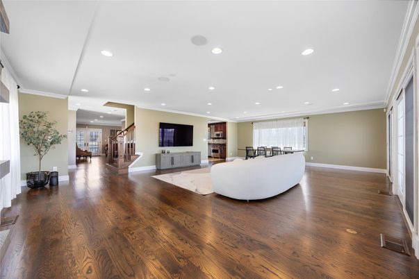 Dining room, Interior, Living room, Recessed Lighting, Wood Texture Flooring