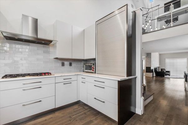 Interior, Kitchen, Stainless Steel Appliances, Wood Texture Flooring