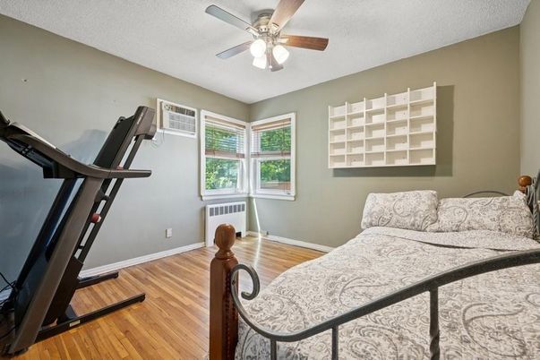 Bedroom, Fitness Equipment, Interior, Wood Texture Flooring