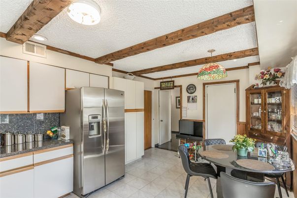 Dining room, Interior, Kitchen, Stainless Steel Appliances, Wooden Beams