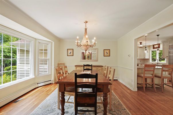 Chandelier, Dining room, Interior, Kitchen, Pendant Lights, Wood Texture Flooring