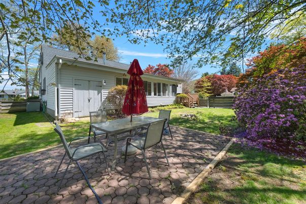Backyard, Detached Garage, Exterior