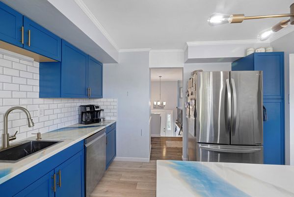 Interior, Kitchen, Stainless Steel Appliances, Wood Texture Flooring