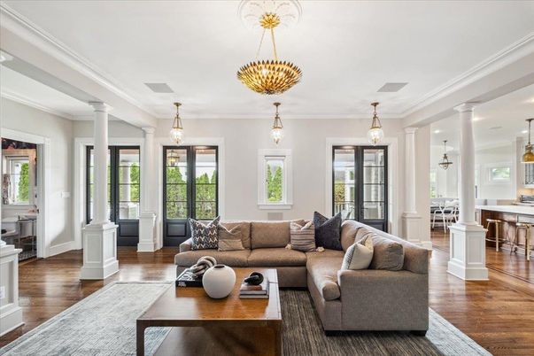 Dining room, Interior, Kitchen, Living room, Pendant Lights, Recessed Lighting, Wood Texture Flooring