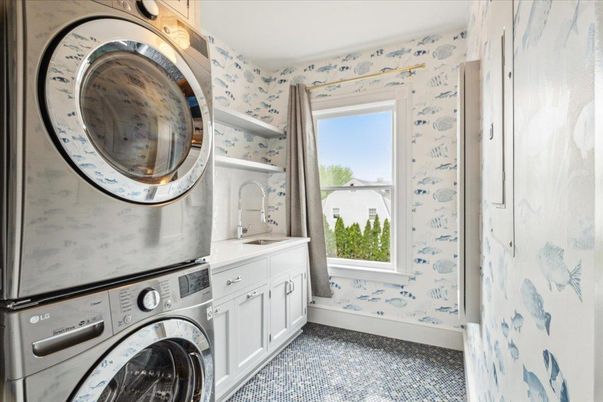 Interior, Utility Closets, Washer