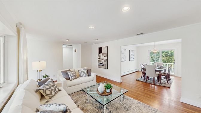 Dining room, Interior, Living room, Pendant Lights, Recessed Lighting, Wood Texture Flooring