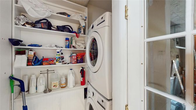 Interior, Utility Closets, Washer
