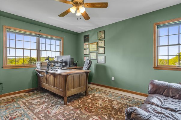 Home Office, Interior
