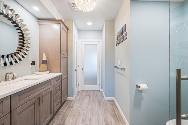 Bathroom, Interior, Recessed Lighting, Wood Texture Flooring