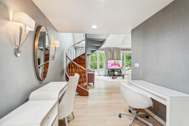 Home Office, Interior, Recessed Lighting, Wood Texture Flooring