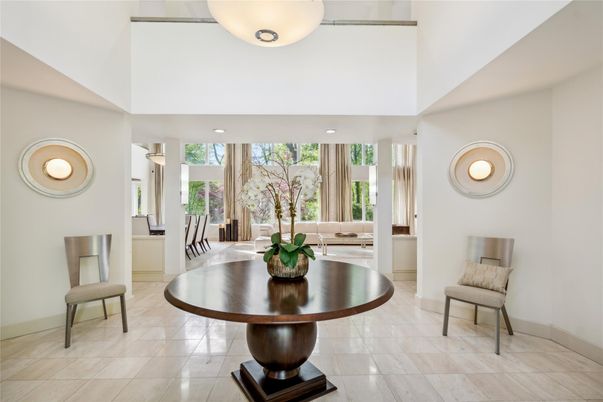 Dining room, Interior, Recessed Lighting
