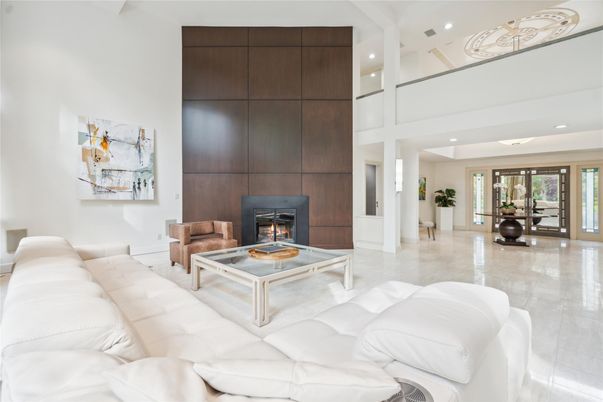 Fireplace, Interior, Living room, Recessed Lighting