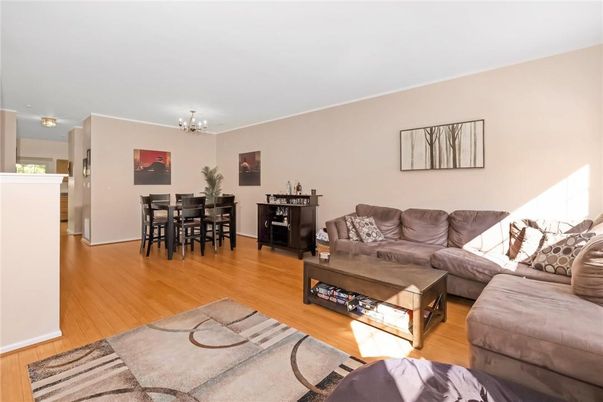 Chandelier, Dining room, Interior, Living room, Wood Texture Flooring