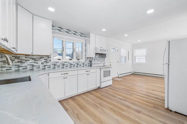 Interior, Kitchen, Recessed Lighting, Wood Texture Flooring
