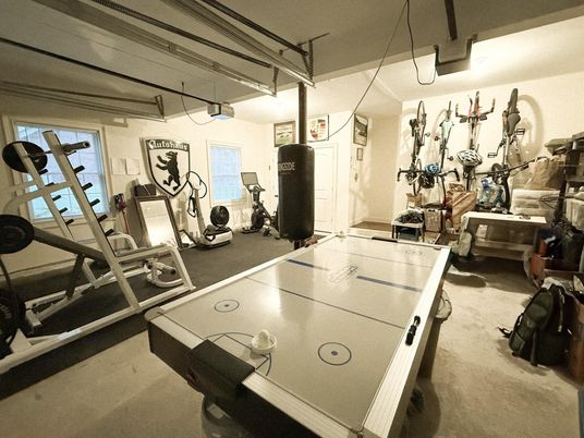 Fitness Equipment, Game Room, Interior