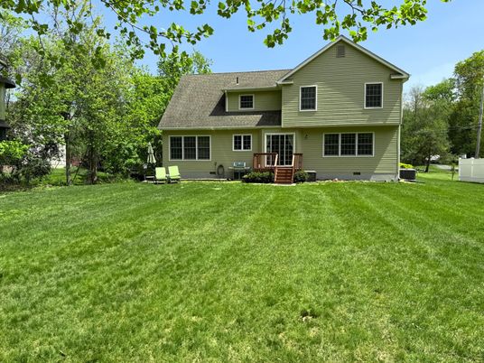 Backyard, Exterior, Facade, Split Level