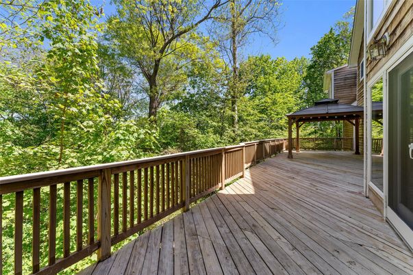 Exterior, Wood Texture Flooring