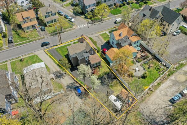Exterior, Drone