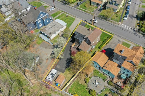 Exterior, Drone