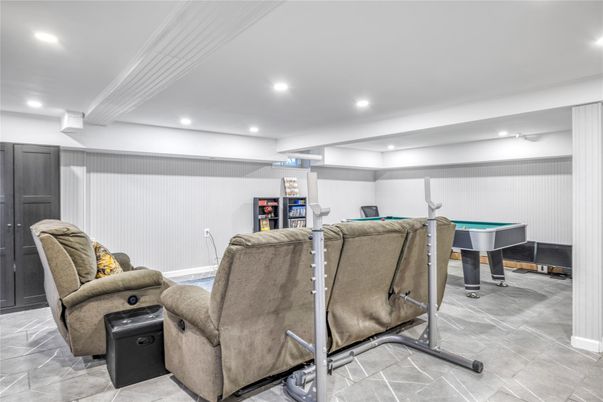 Billiard Table, Game Room, Interior, Recessed Lighting